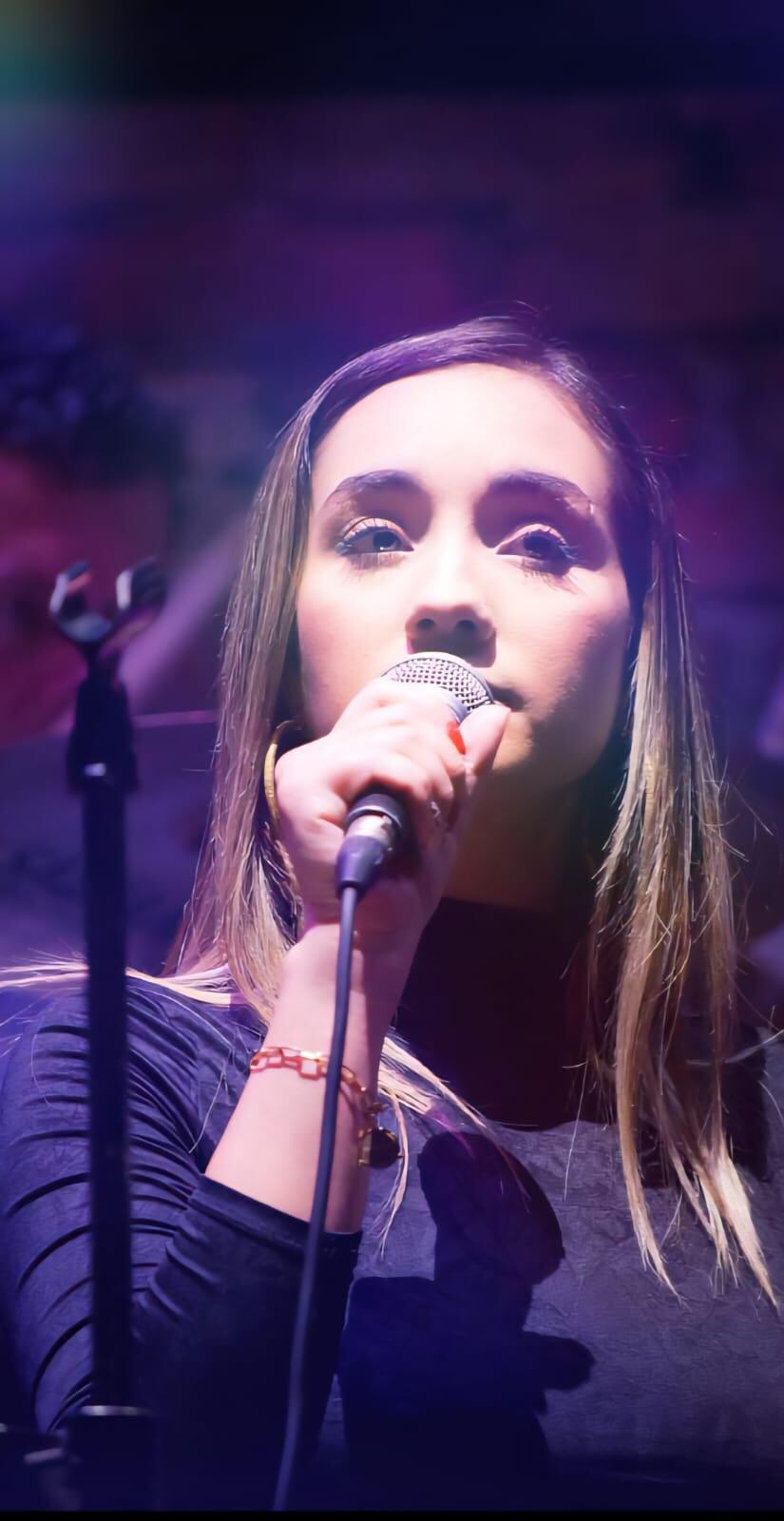 Cantante Fernanda Monge, hija del músico Marcos Monge, de La Banda Chiqui Chiqui