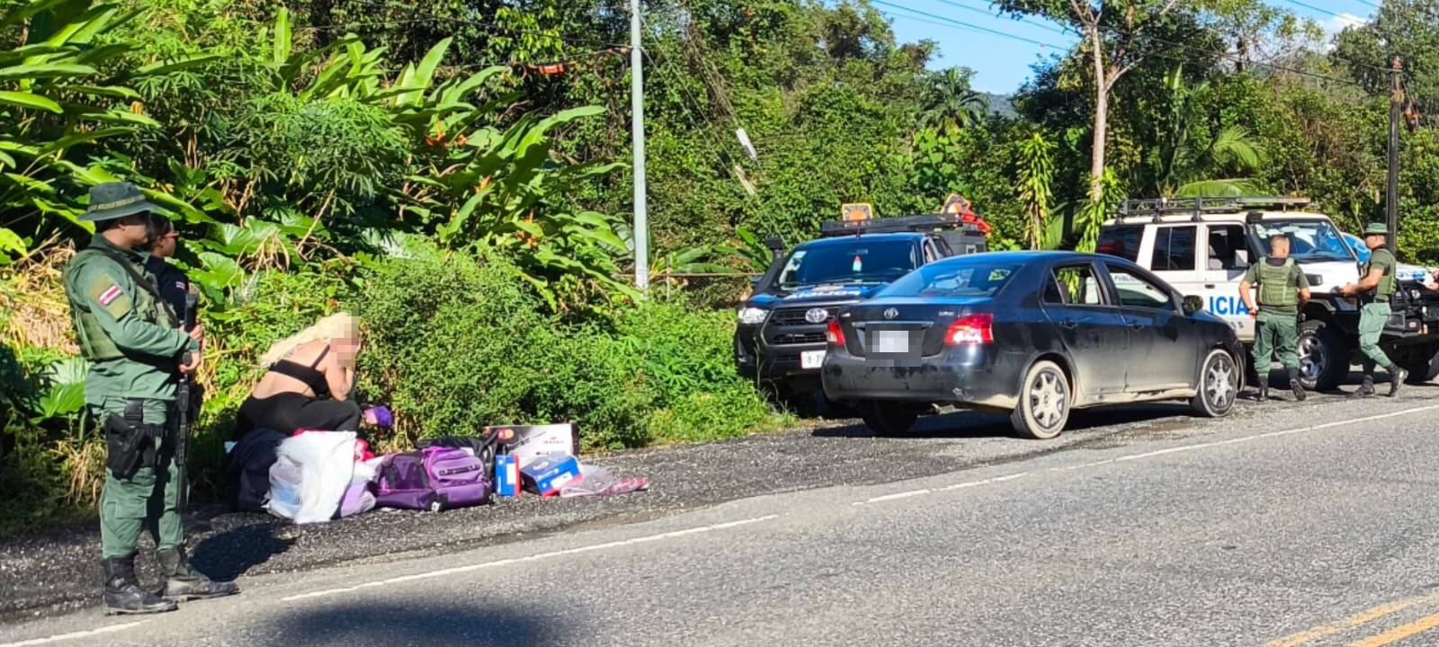 Una pareja fue detenida como sospechosa de llevar un cargamento de droga