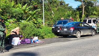 Alfombra delató a pareja sospechosa de llevar un cargamento de cocaína