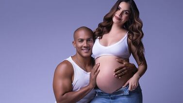 Esposa de Greivin Morgan frenó en seco a mujer que le dijo que huyera del parto natural