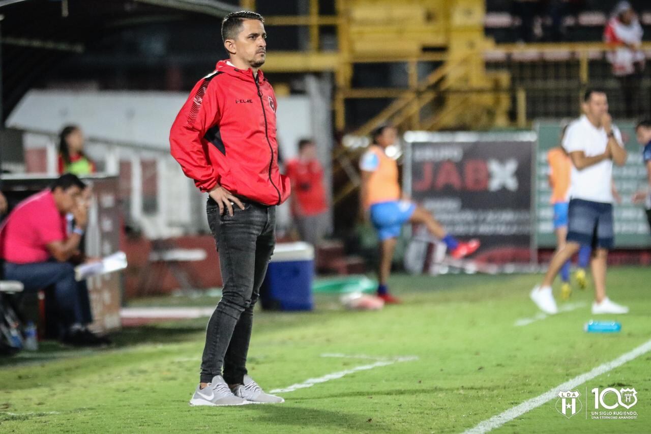 Edgar Rodríguez, extécnico de Alajuelense femenino