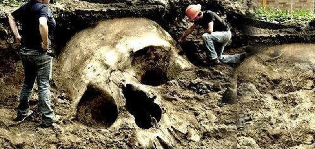 Supuestas fotos de gigantes humanos en Internet