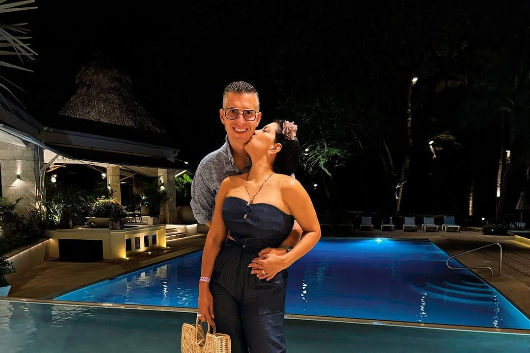 Pablo Gabas y su esposa celebraron su amor a lo grande en un romántico escenario.