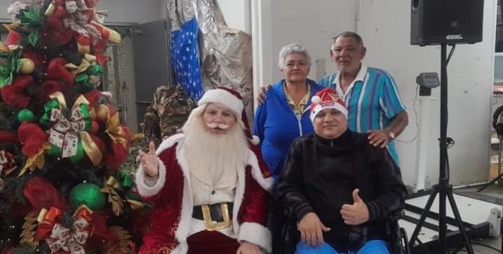 Miguel Josué Ramirez, एक DJ जो मार्ग 27 वर एका जीवघेण्या अपघातात वाचला होता, त्याला पाठीच्या कण्याला इजा झाली होती आणि पुन्हा चालण्याची फक्त 10% शक्यता होती.