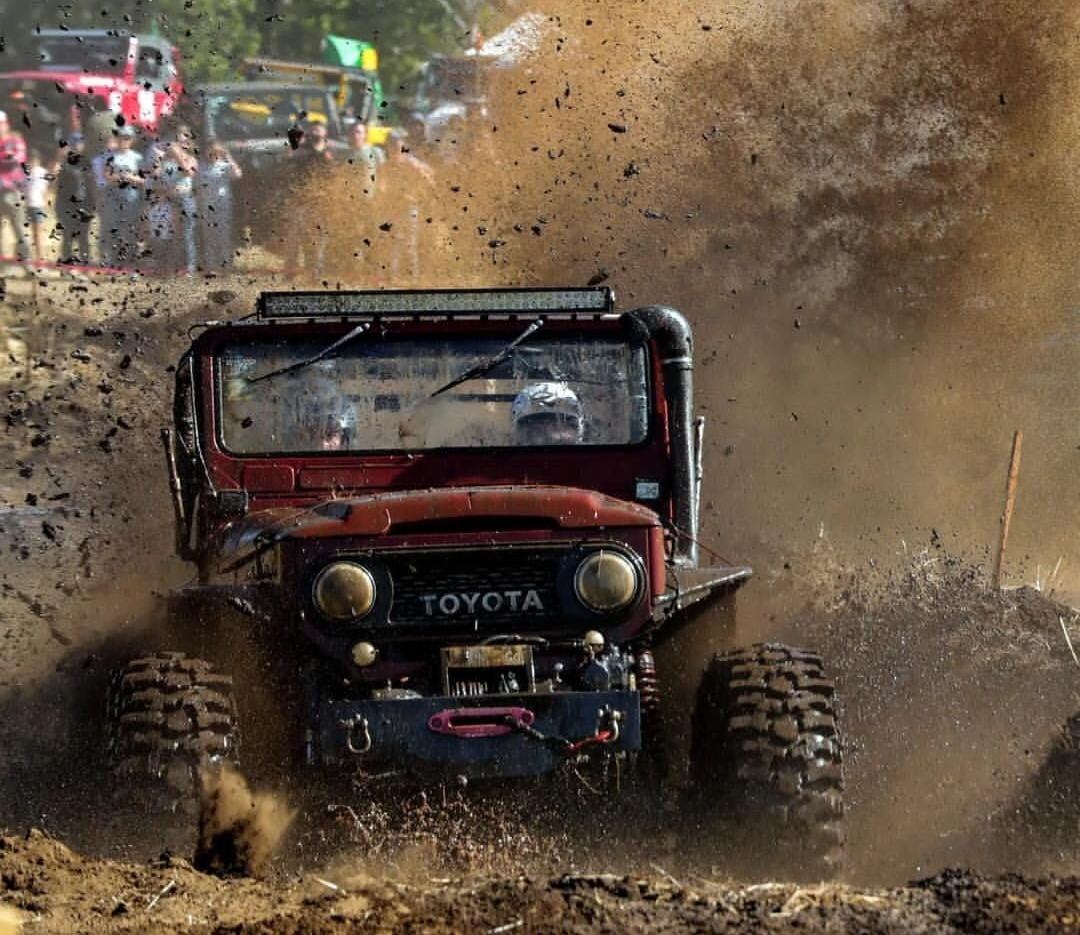 Toyota Land Cruiser FJ 40, Deybid Torres, chuzo