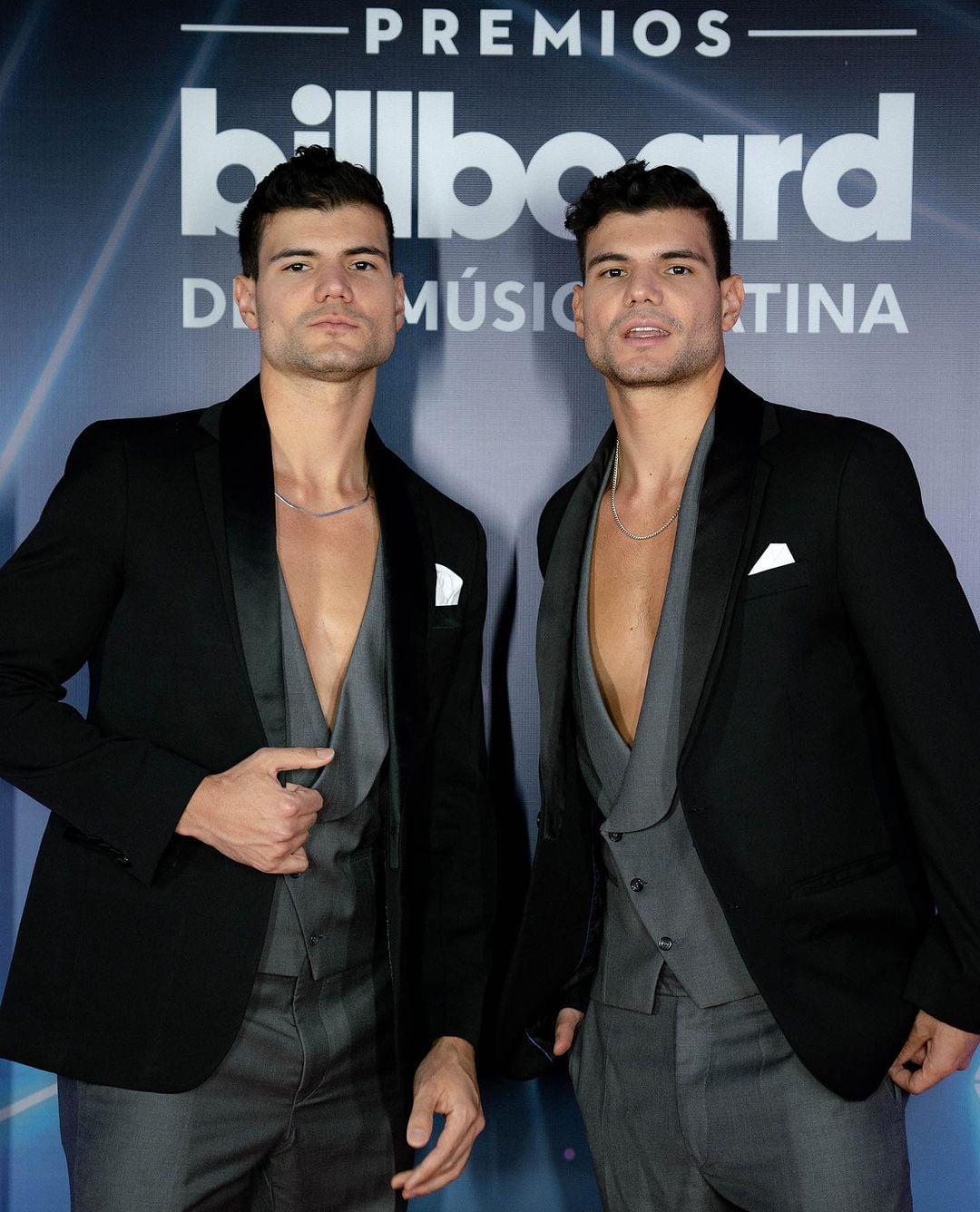 Gemelos Douglas y Esteban Castillo
