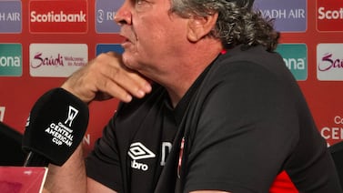 Machillo Ramírez lanzó un once bastante equilibrado para enfrentar al Olimpia de Honduras