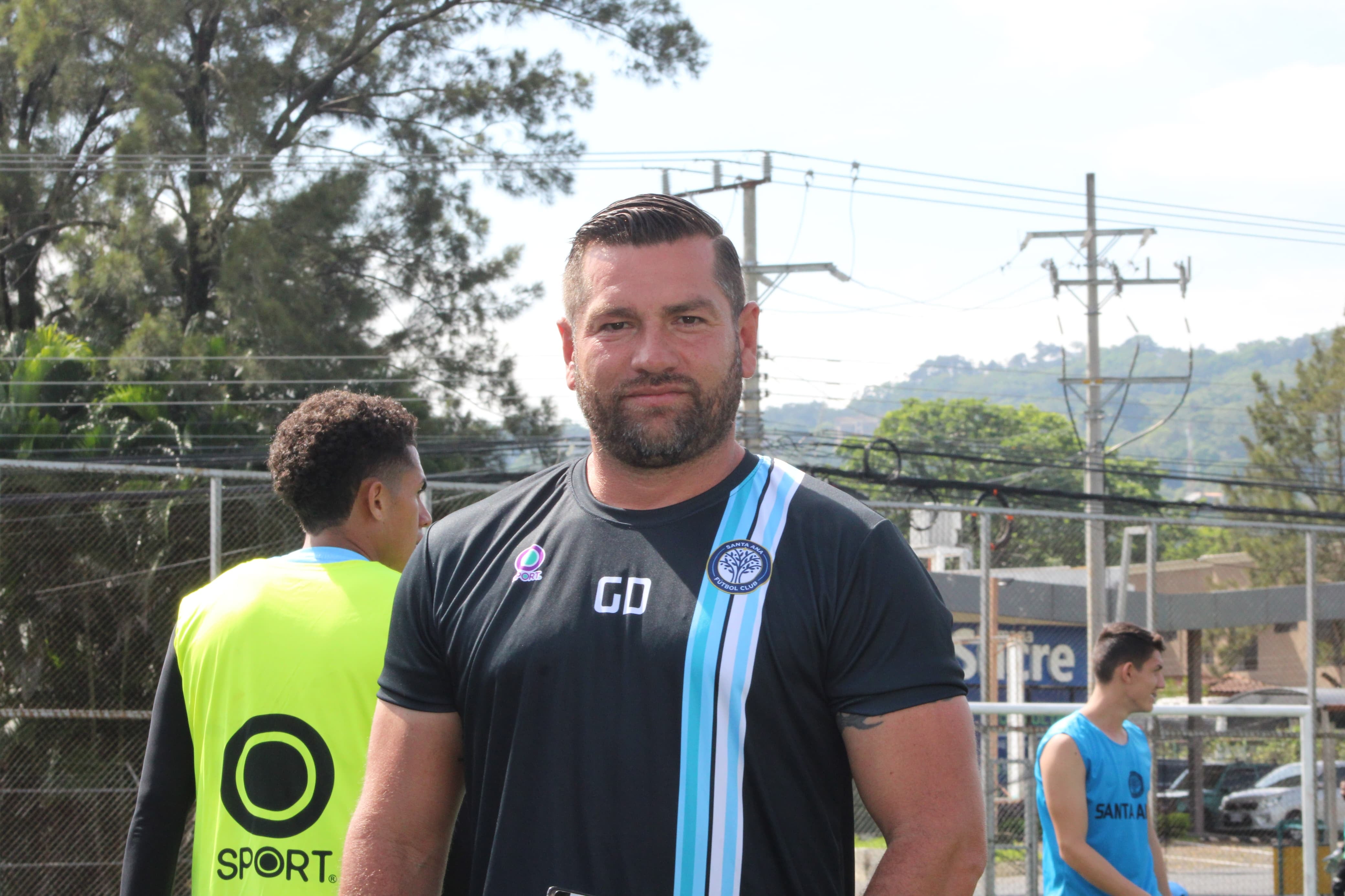 Santa Ana FC, entrenamiento, CDI de Belén, Johan Salas presidente