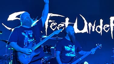 Famosa banda de metal sorprendió a sus seguidores al visitar reconocido bar de San José