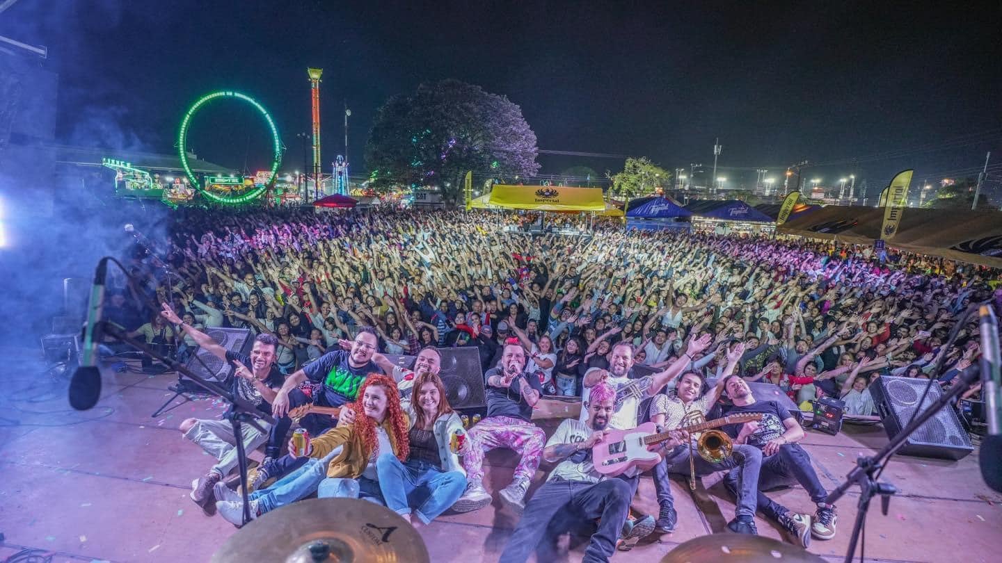 Los Ajenos estuvieron en Zapote y fue todo un éxito. (Foto Fiestas Zapote-San José)