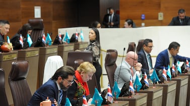 Diputados votaron proyecto de jornadas 4x3 y modificarán la legislación laboral de Costa Rica