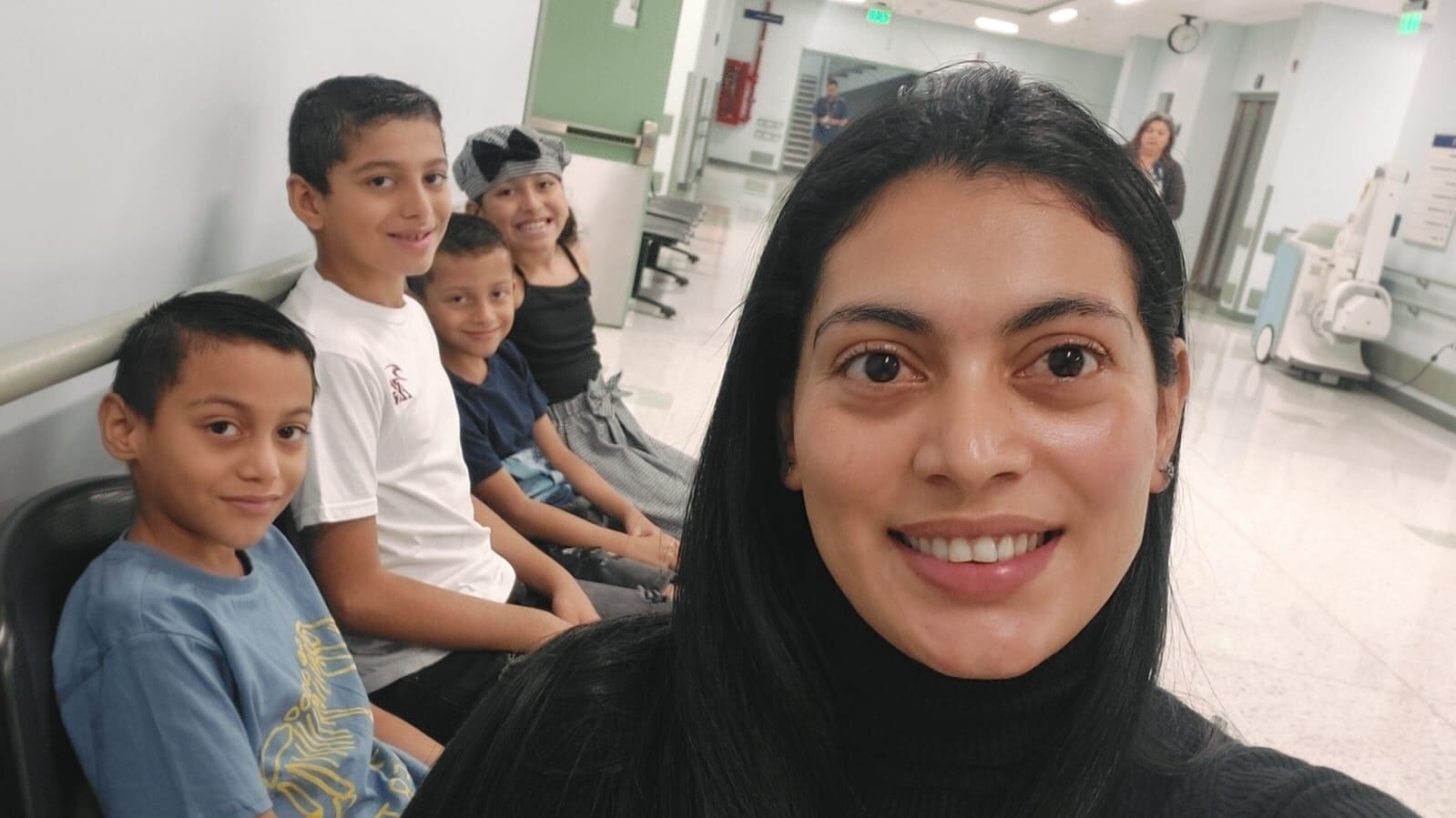 Mamá de cuatro hijos hizo a un lado los miedos y retomó los estudios