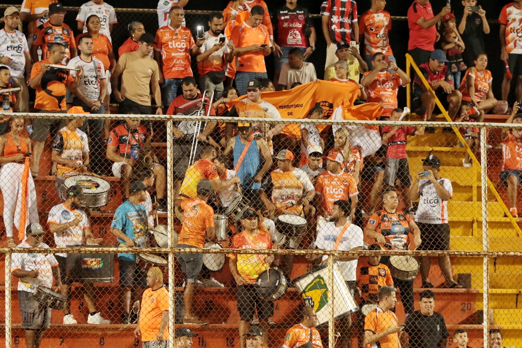 01/172023/ Juego entre Puntarenas FC vs Liga Deportiva Alajuelense por la jornada 02 del torneo clausura de la Liga Promerica en el estadio Lito Pérez / Foto John Durán