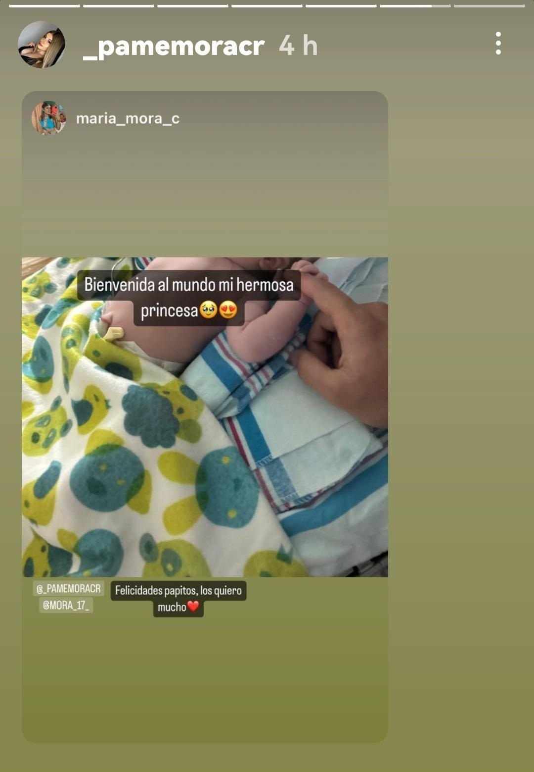 Este miércoles nació Amanda, la hija de Carlos Mora. Foto: Historia Instagram