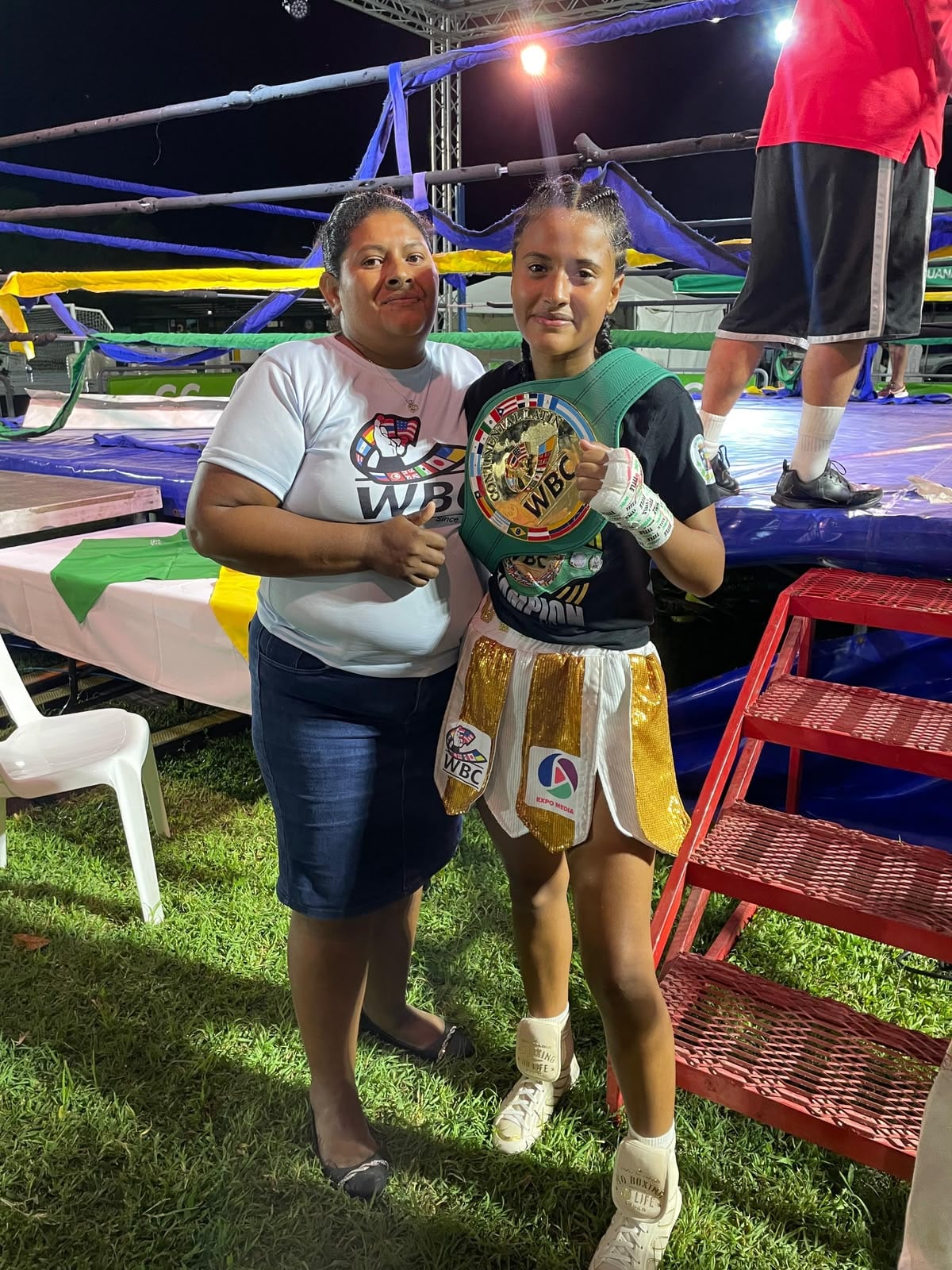 Gipzy Díaz Saravia tiene 24 años y cuando se pone los guantes de boxeo no solo representa a Costa Rica también a Nicaragua.
