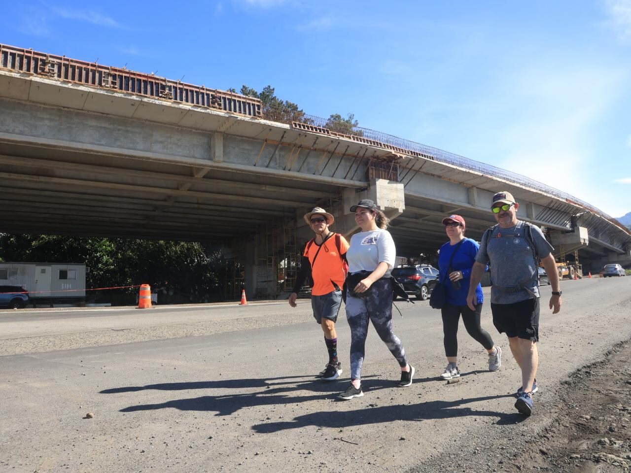 Romeros empezaron su camino hacia la Basílica de Los Ángeles