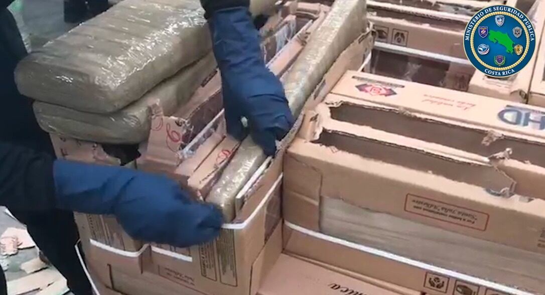 Decomisan por primera vez cargamento de marihuana procedente de México. Foto MSP.