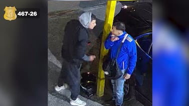 Sospechosos de matar a dos hombres en San Sebastián habrían regresado a la escena y dejaron esta pista