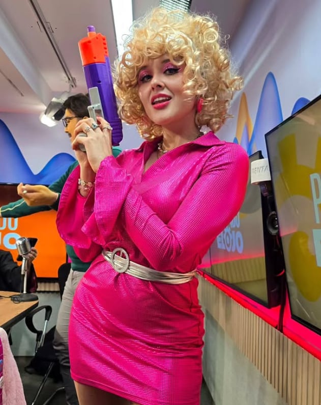 Sharon Mendoza, imitadora de Pelando el ojo, mejor conocida como Shadow en las redes sociales.