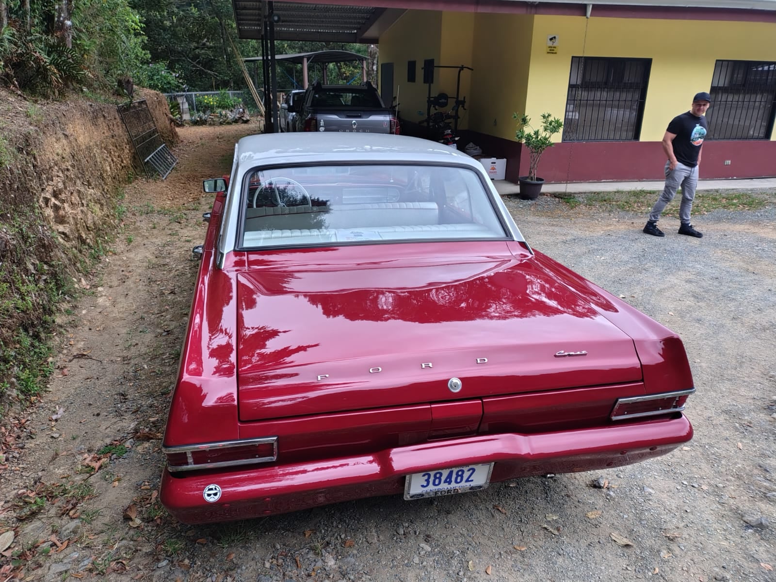 Mercury Comet, propiedad de Esteban Cascante.