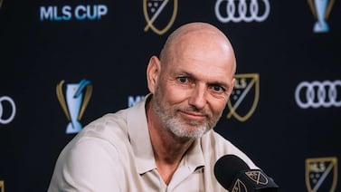 El desplante de, Jesper Sørensen, técnico del Vancouver, que calentó el debut del Cartaginés