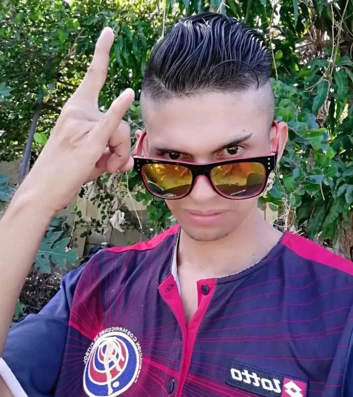 Creadores de contenido Enrique Álvarez, mejor conocido como Bb7, y Fernando Ocón, quien en redes se hace llamar Thepusshoss2.0.