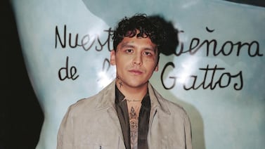 Christian Nodal aparentemente le fue infiel a Ángela Aguilar, ¿Quién es la mujer?