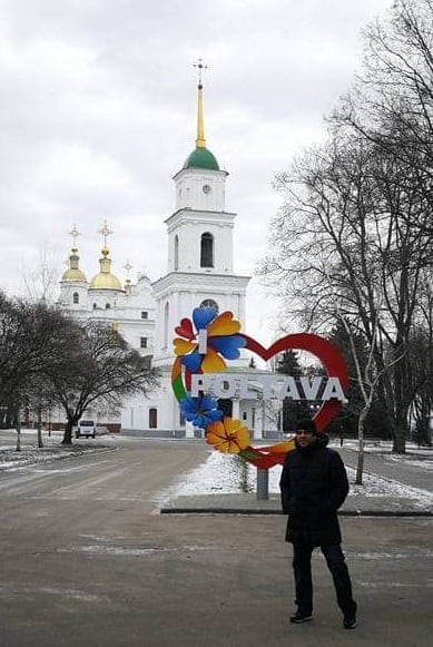 Hace cuatro años el ingeniero en electrónica tico, José David Mora Sánchez, renunció a su trabajo en Tiquicia y aceptó la oferta laboral de una empresa ucraniana.