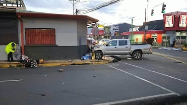 Esta es la mujer que murió junto a hombre en un horrible accidente frente a reconocido restaurante de comida rápida en Alajuela