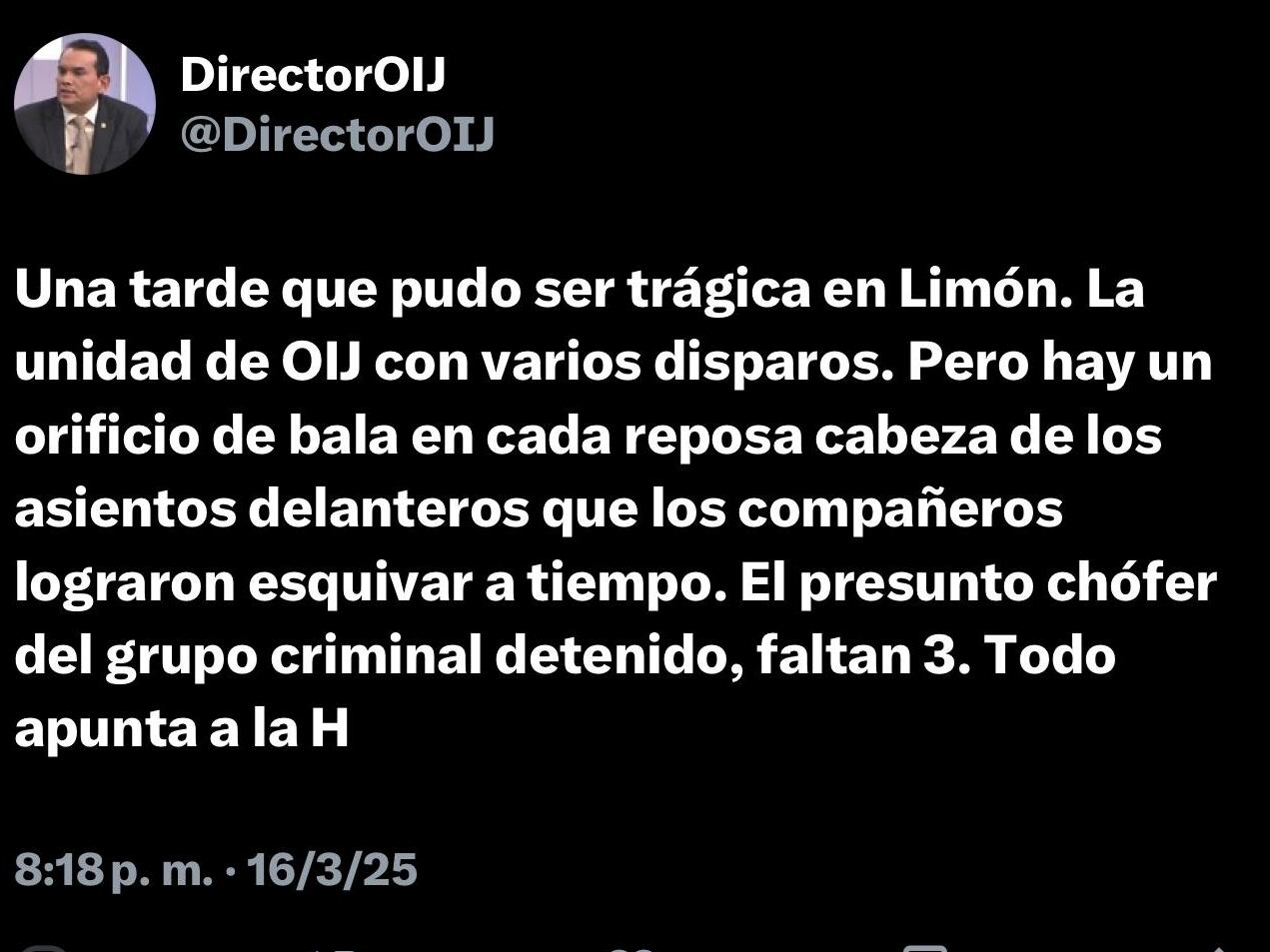 Mensaje en redes sociales sobre pantalla oscura