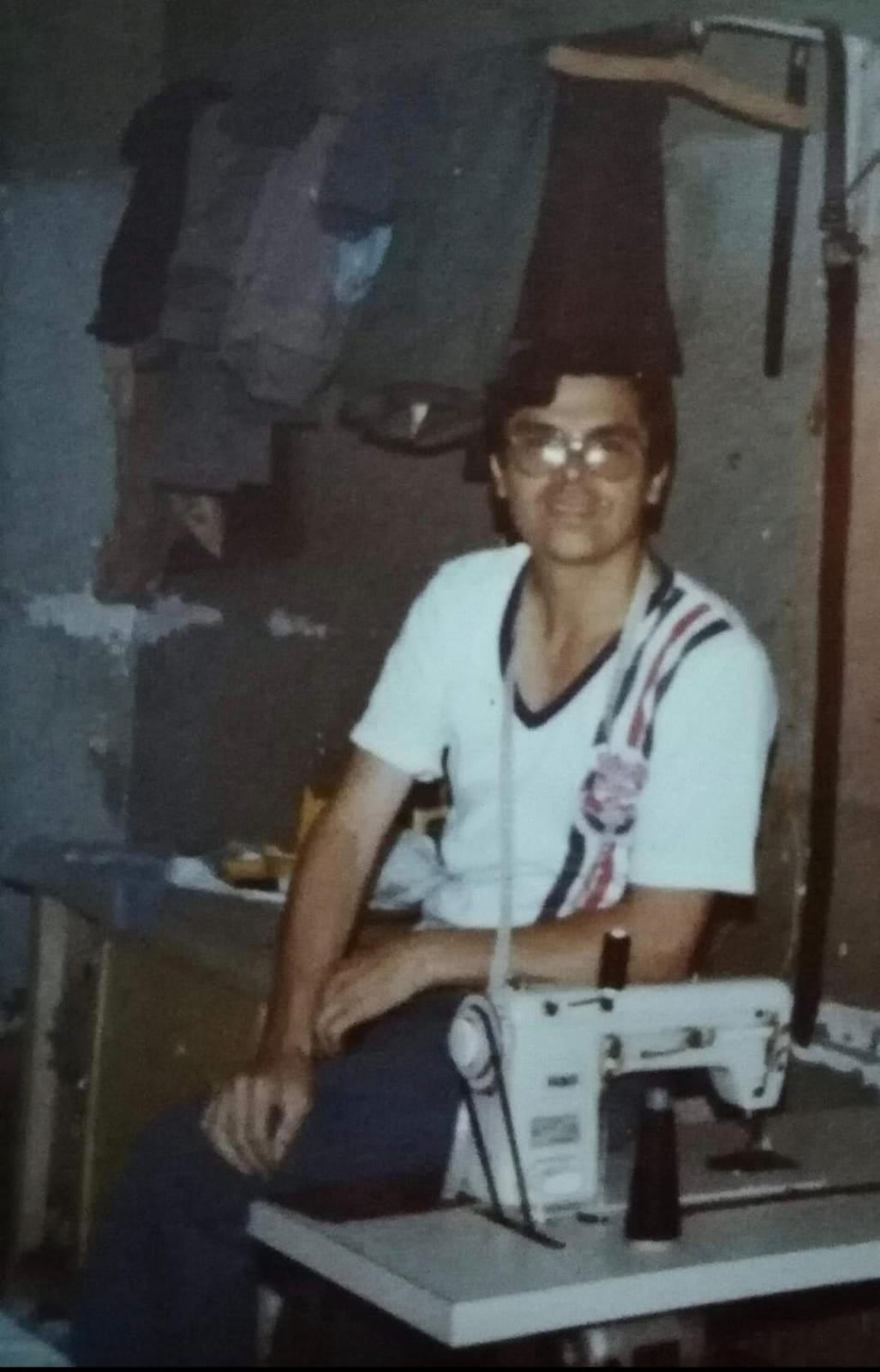 Rolando Quesada, periodista y narrador de Tigo Sports trabajó de niño durante la temporada navideña.