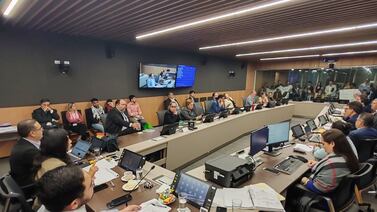 Diputados aprueban millonario presupuesto para seguridad a pesar de la oposición del Gobierno