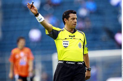 Armando Archunida, exarbitro mexicano