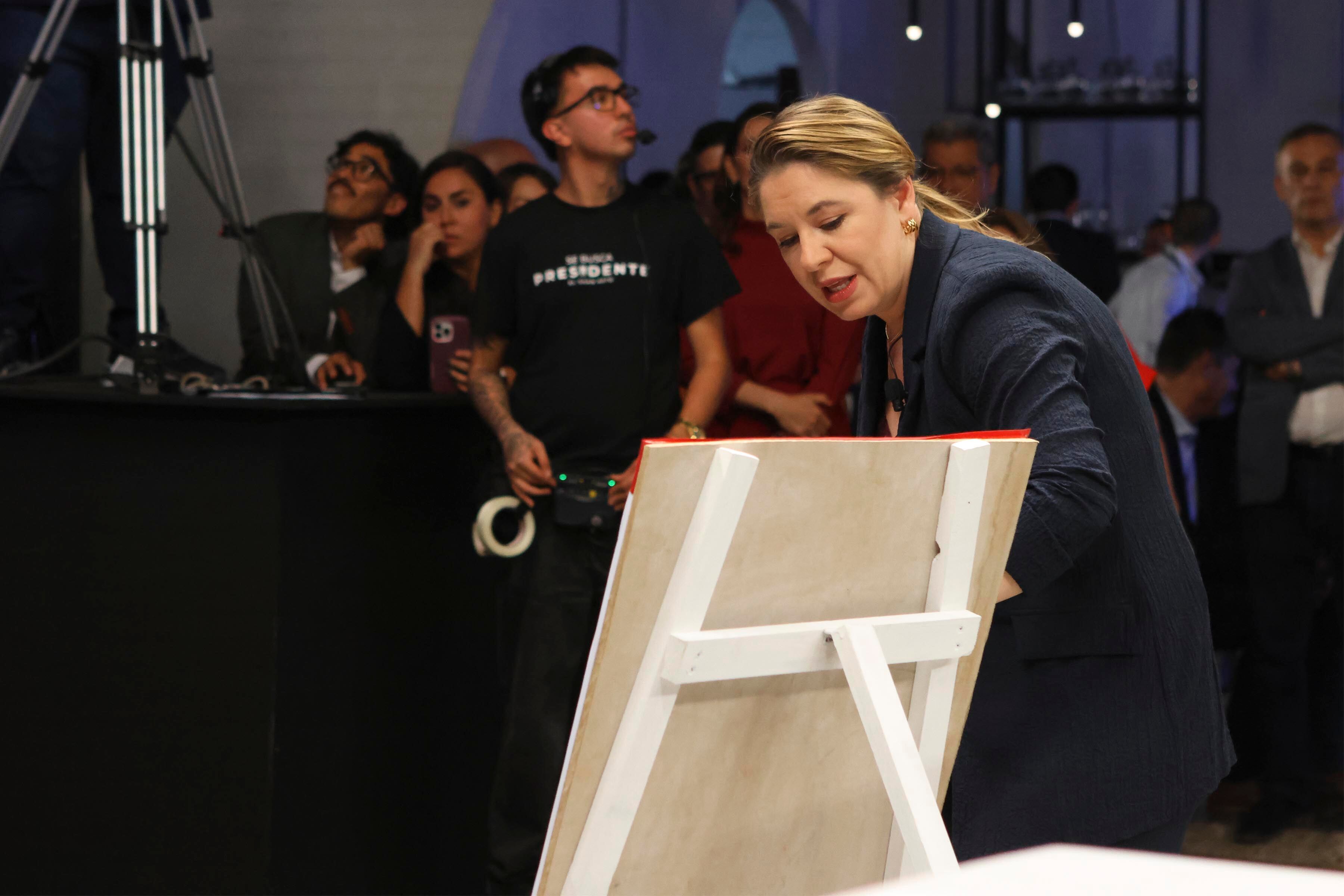 Debate Se Busca Presidente