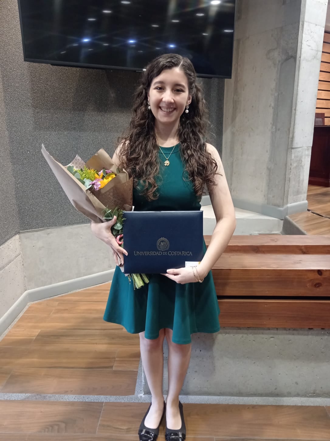 A Jimena María Lizano Villaplana, sacó la sétima mejor nota del examen de admisión 2026 de la UCR, 784,86 puntos. Quiere ser bióloga.