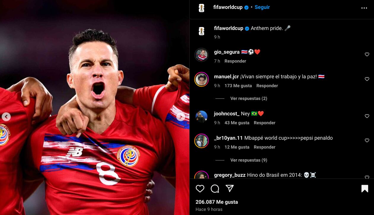 FIFA escogió esta foto donde figura el defensor costarricense Bryan Oviedo. Foto: Captura de pantalla.