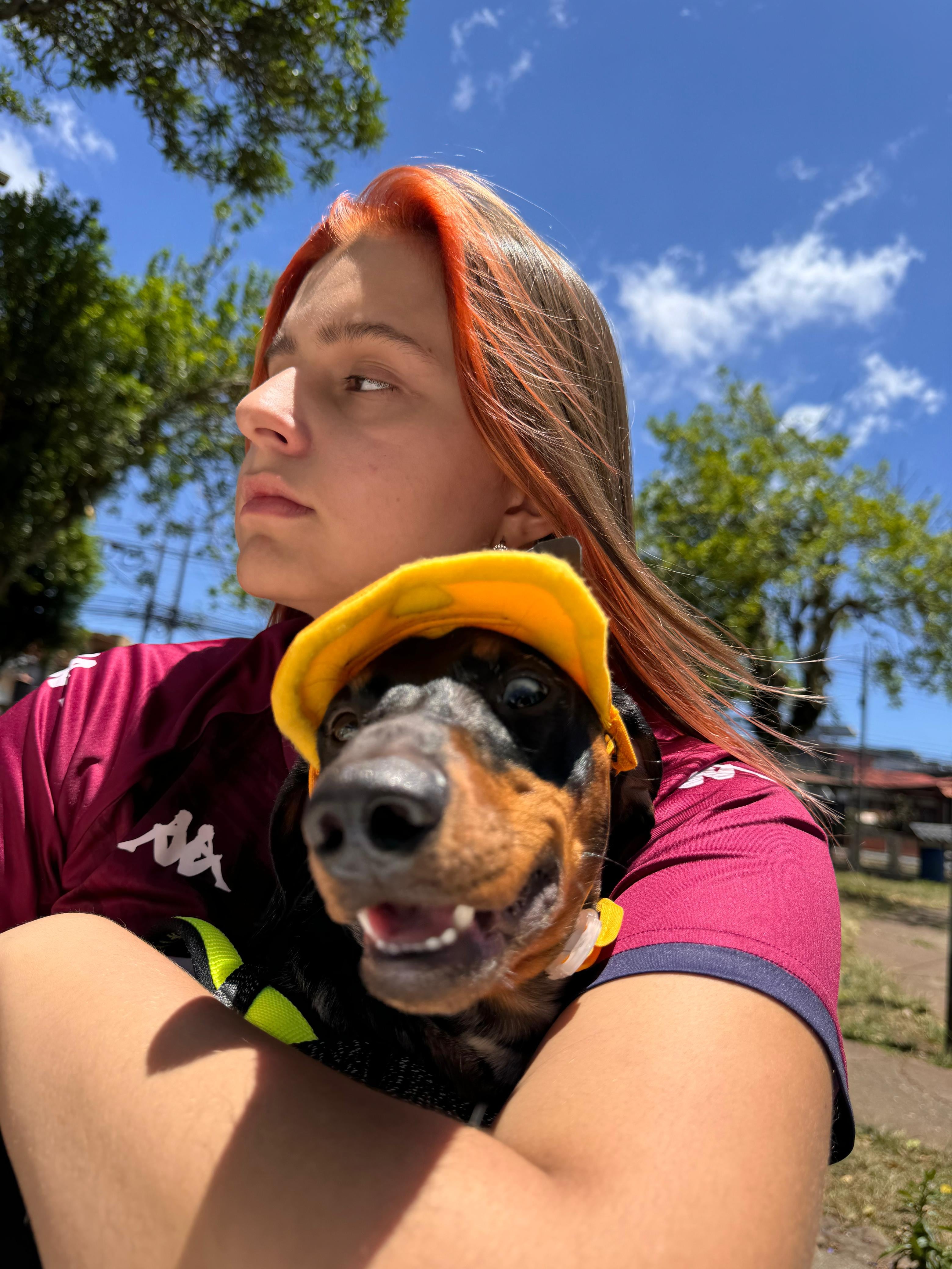 Slinky es muy amado por toda la familia, como Jimena, hija de Diego Obando.