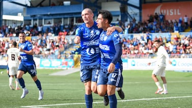 Deportivo Saprissa le ganó a Alajuelense un fichaje