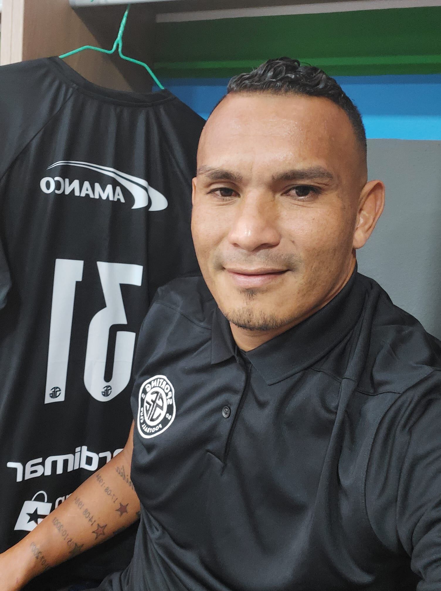 Lagos llegó al Sporting para el Clausura 2020. Facebook.