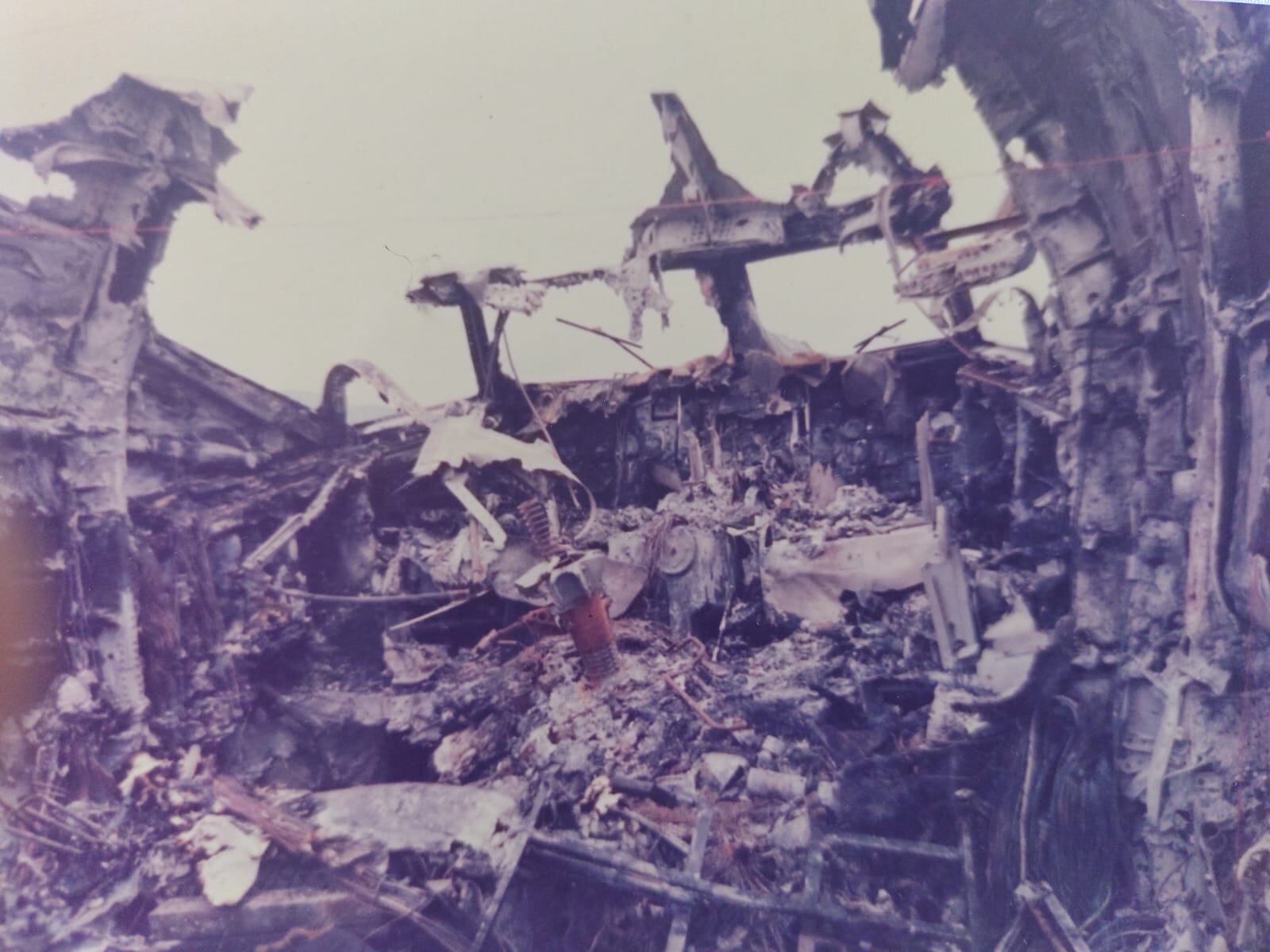 Accidente de avión de la empresa Lacsa ocurrido en 1988. Foto cortesía Armando Rojas.