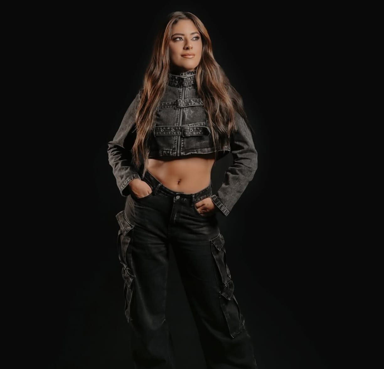 Majo Ulate; Mauricio Hoffmann