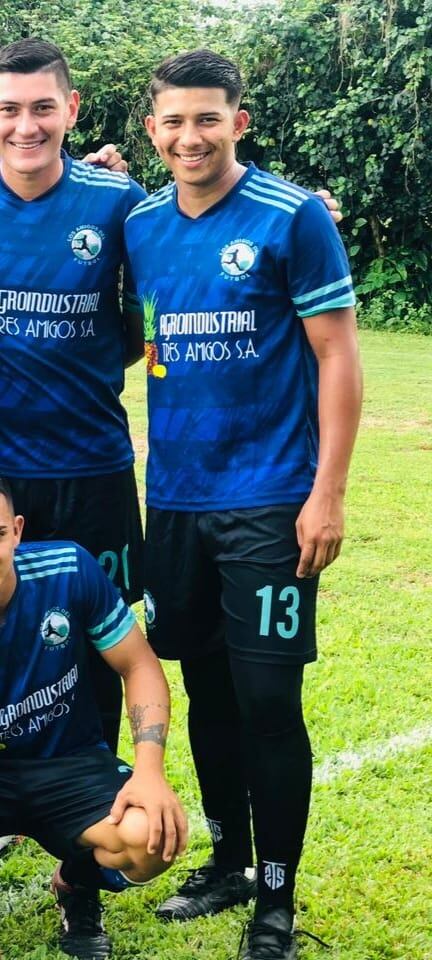 Amigos del futbol, César Villarreal