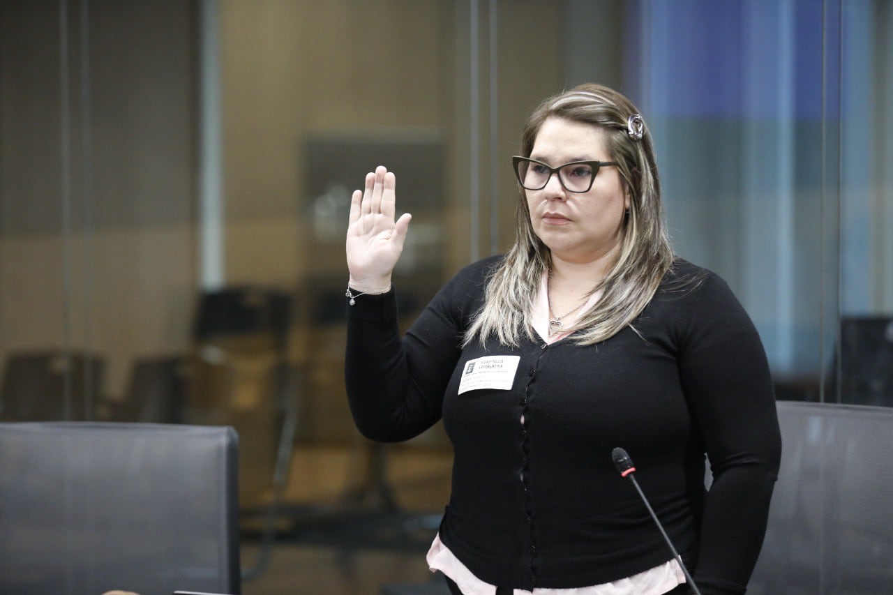 Claudia Blanco, abogada del Inamu, tuvo que comparecer ante los diputados.
