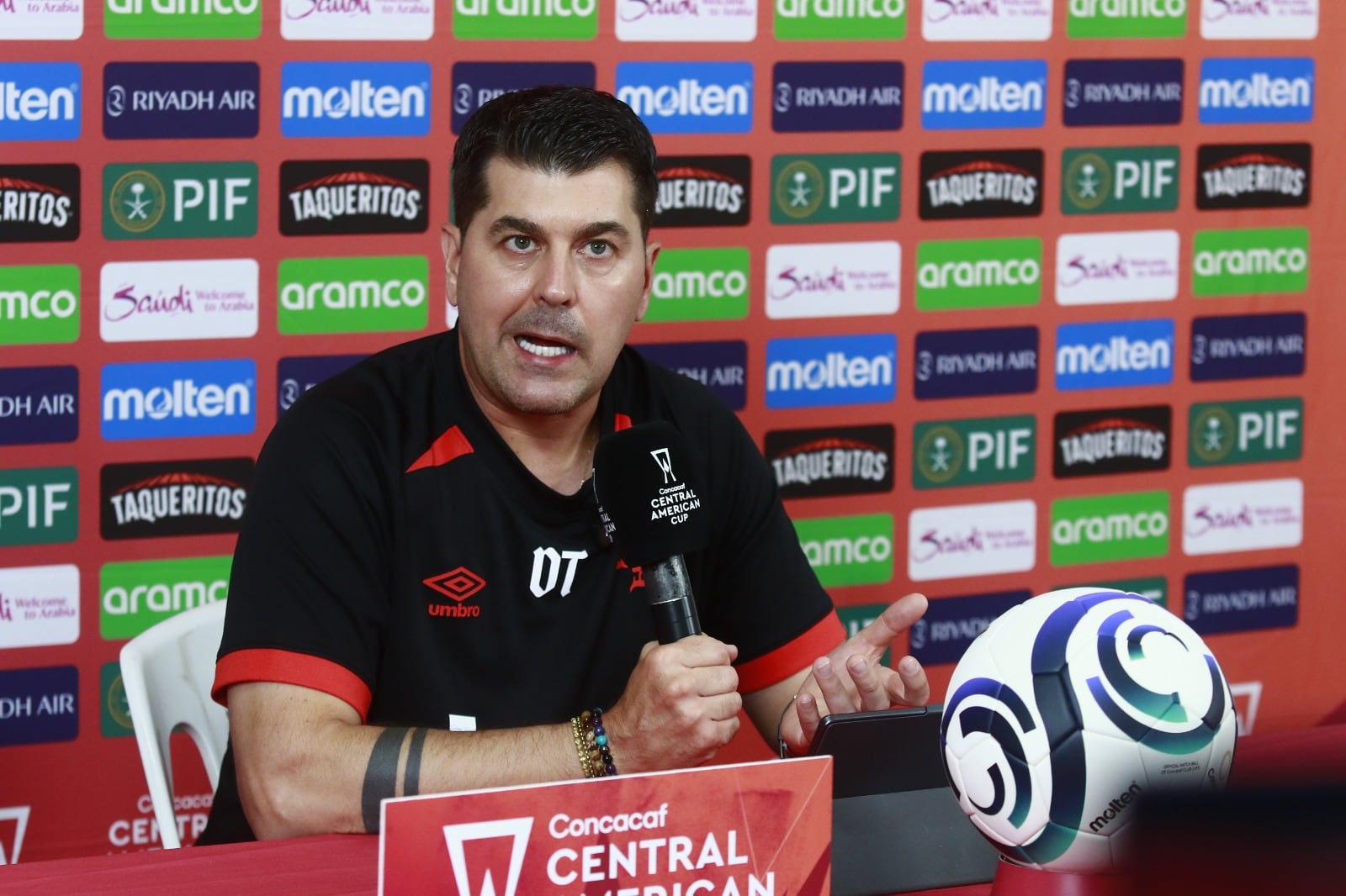 Ismael Rescalvo se mostró sereno y con confianza en la rueda de prensa previa al partido entre Marathón y Alajuelense, en los cuartos de final de la Copa Centroamericana de Concacaf.