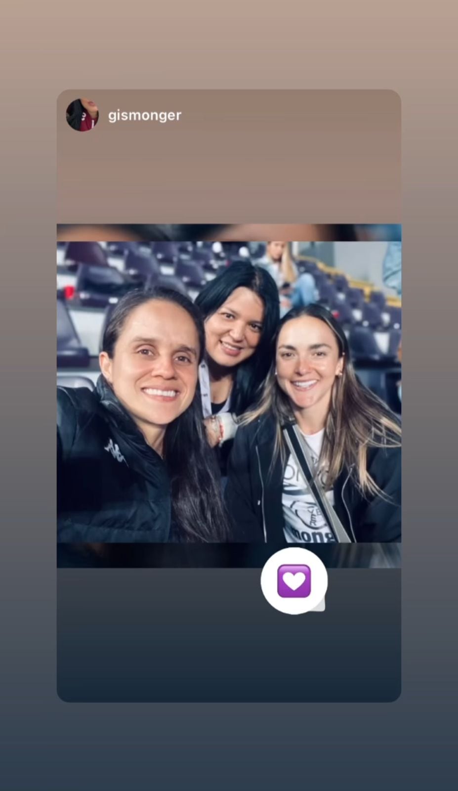Melissa Herrera se mostró muy contenta por reencontrarse con Katherine Alvarado.