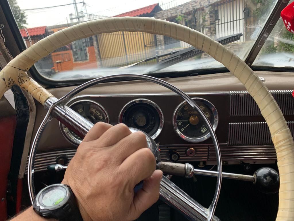 Studebaker Commander del 48, propiedad de Óscar Gómez. Cortesía.