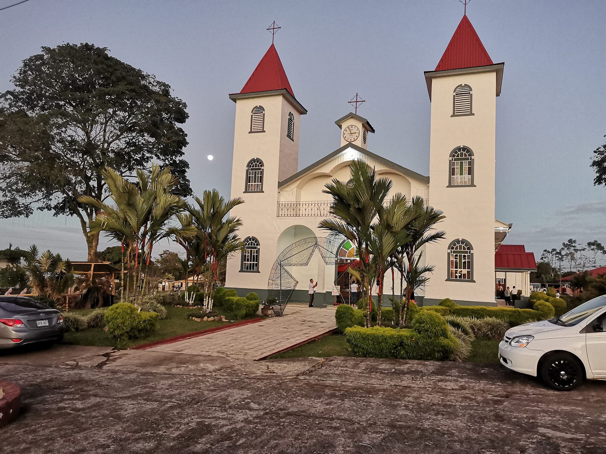 La Parroquia Nuestra Señora de la Candelaria está de fiesta.