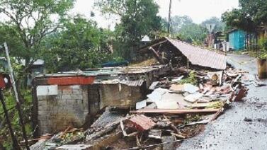 Estaban a 200 kilómetros del epicentro, pero lo perdieron todo en el terremoto de Nicoya