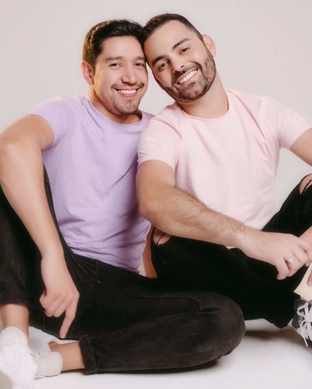 El youtuber Diego Bravo y su novio Esteban Irola