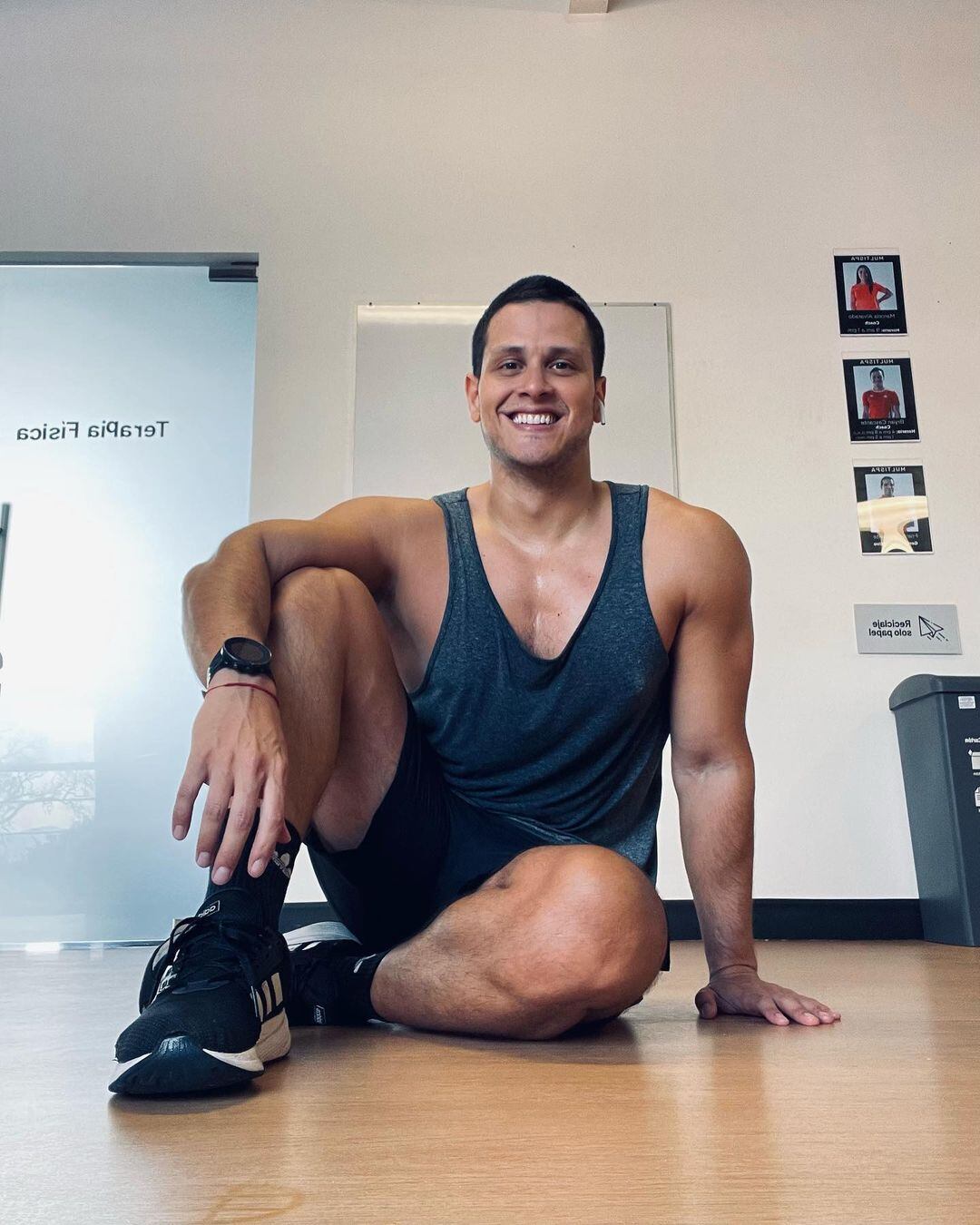 Alonso Chaves, modelo